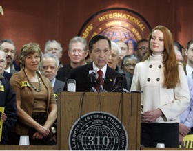 25kucinich-end