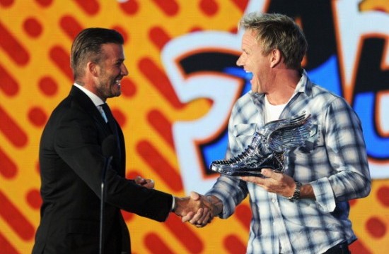 2011 VH1 Do Something Awards - Show