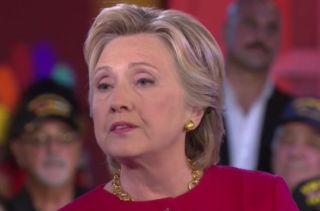 Drudge Report Boosts InfoWars Story Claiming Clinton Was Wearing ...