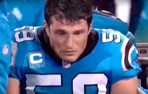 Carolina Panthers LB Luke Kuechly carted off field on TNF