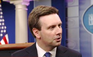 josh-earnest-breitbartedited