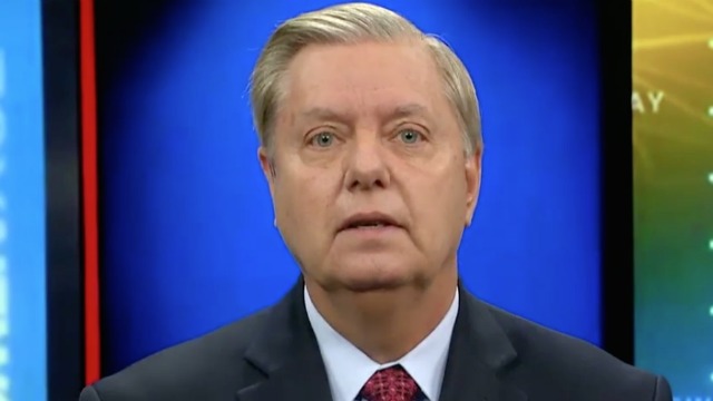 Lindsey Graham Stands By Claim That Trump Shot a 73 During Golf Round ...