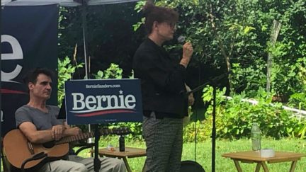Susan Sarandon Takes Shot at Elizabeth Warren for Being Former GOP