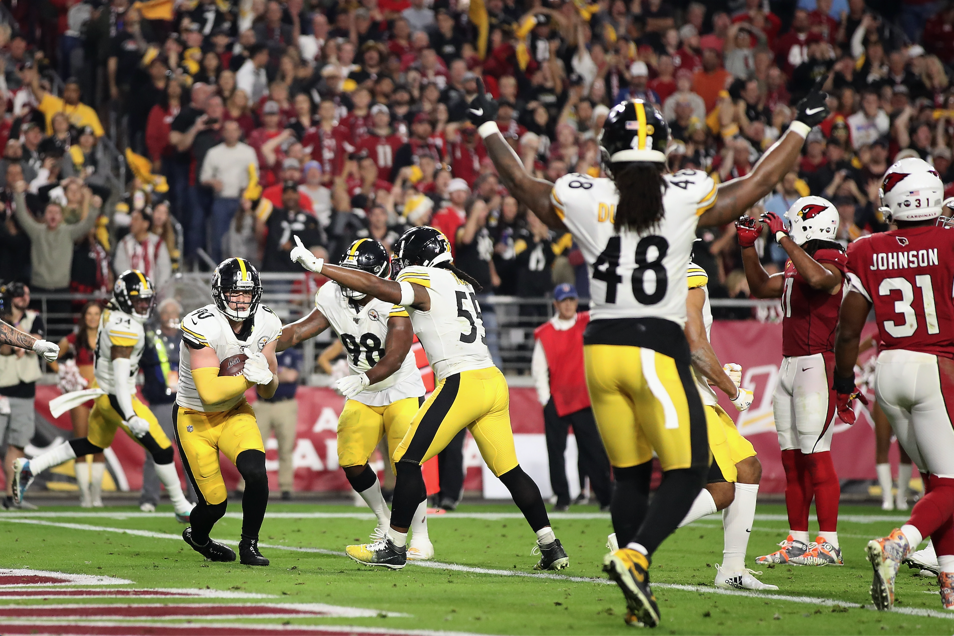 Football Christian Petersen/Getty Images
