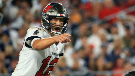 Tom Brady leads Buccaneers to game winning drive over Dallas Cowboys