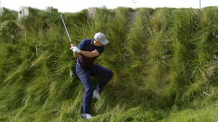 Jordan Spieth hits unbelievable shot at Ryder Cup