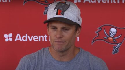 Tom Brady appears sick during Thursday press conference