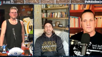 Aaron Rodgers explains vaccine comments from last week