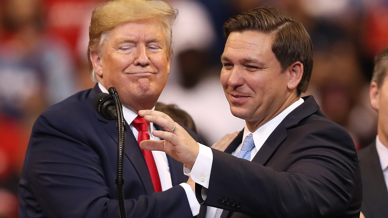Politico Reports Brutal Nugget That People at Faith & Freedom Conference Keep Mispronouncing Ron DeSantis’s Name (mediaite.com)