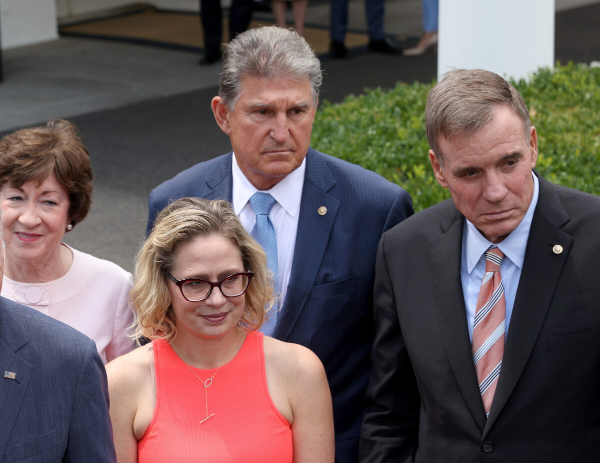 joe manchin kyrsten sinema