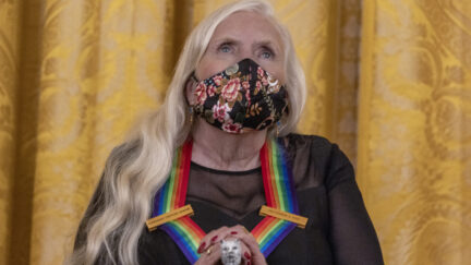 Joni Mitchell at Biden White House in December 2021