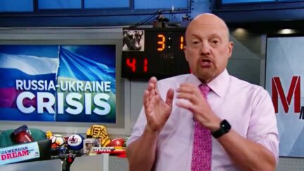 CNBC's Jim Cramer Pitches 3 'Out-of-the-Box' Plans to End Ukraine War — Including 'Vaccines for Peace'