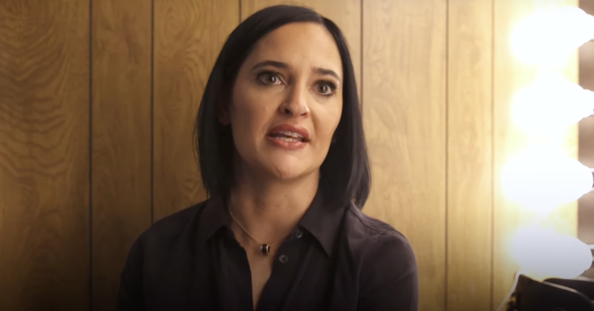 Political Press Fawns Over Lis Smith Book