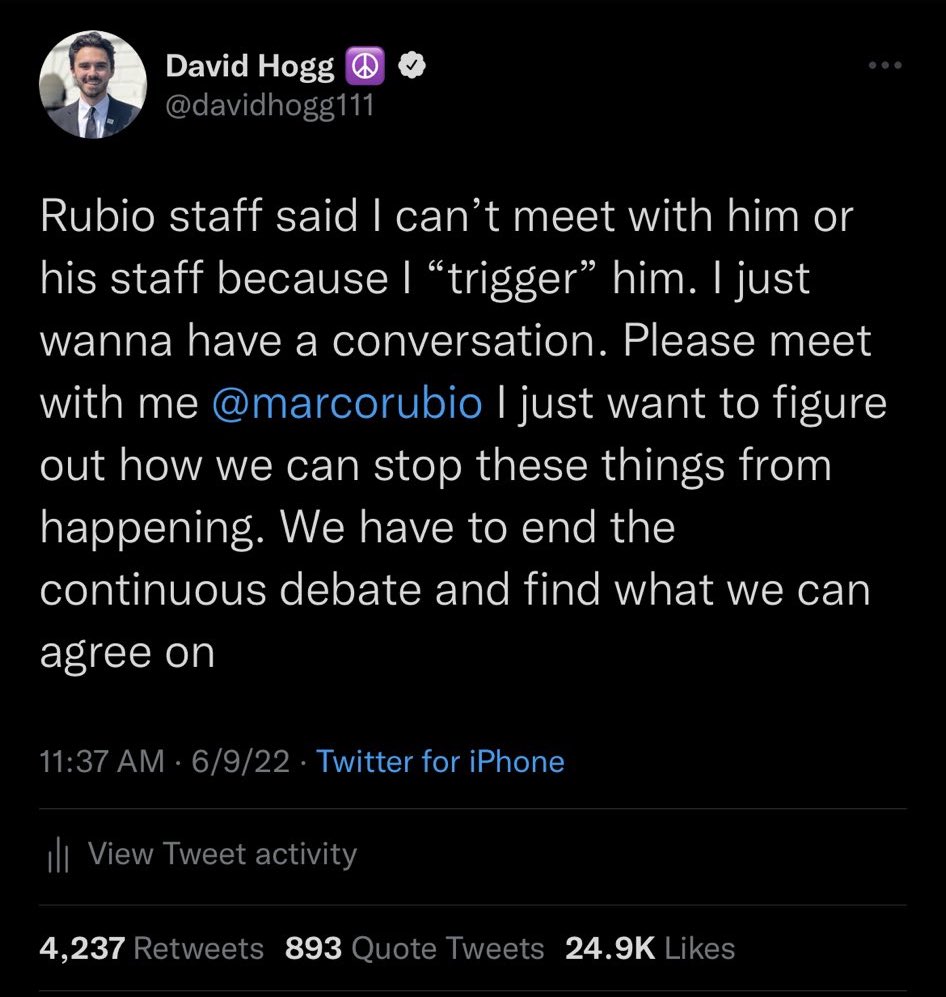 tweet from david hogg accusing Rubio's office of saying he "triggered" the senator