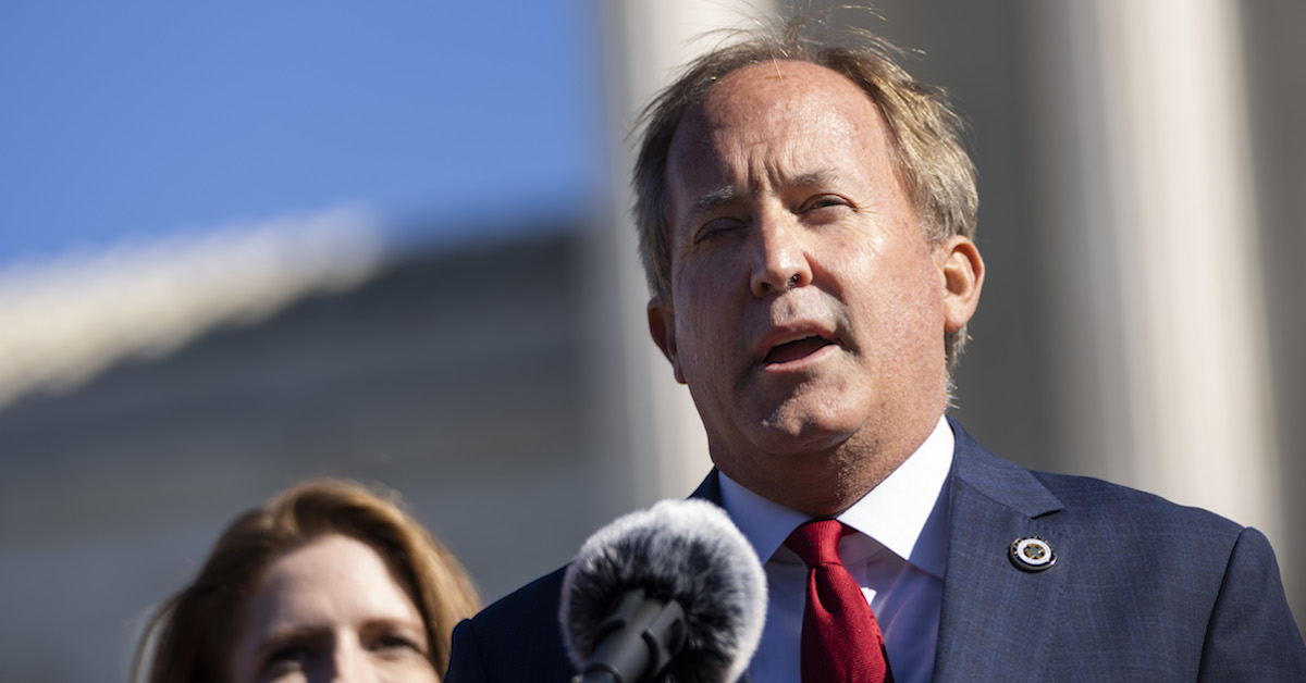 Ken Paxton Announces Investigation Into Twitter 'Bot' Accounts