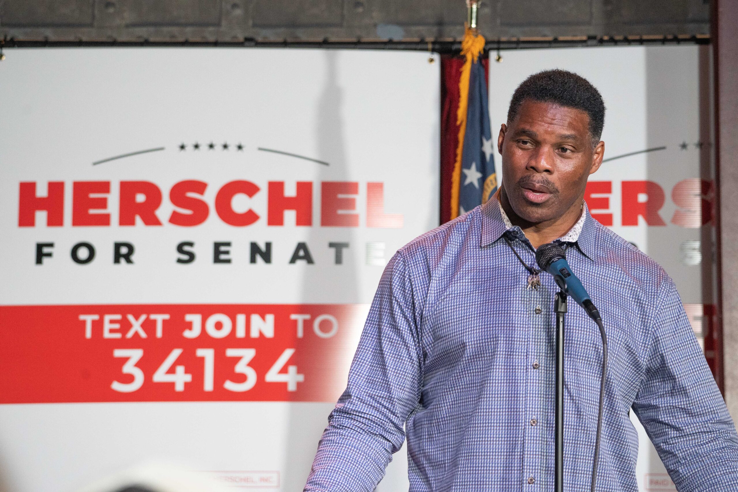 Herschel Walker, Who Hasn’t Had a Presser in Almost Two Months, Reportedly Distancing Journalists ‘20 Feet’ After Events