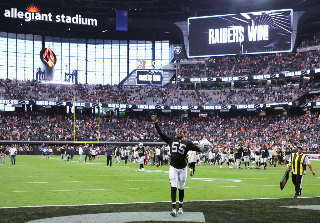 Las Vegas Raiders on X: It's time ⏰ #DENvsLV