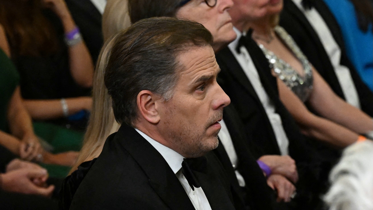 Caught on Camera: Hunter Biden Blows Off WH Press Asking About GOP Probes and Elon Musk At White House Kennedy Center Celebration