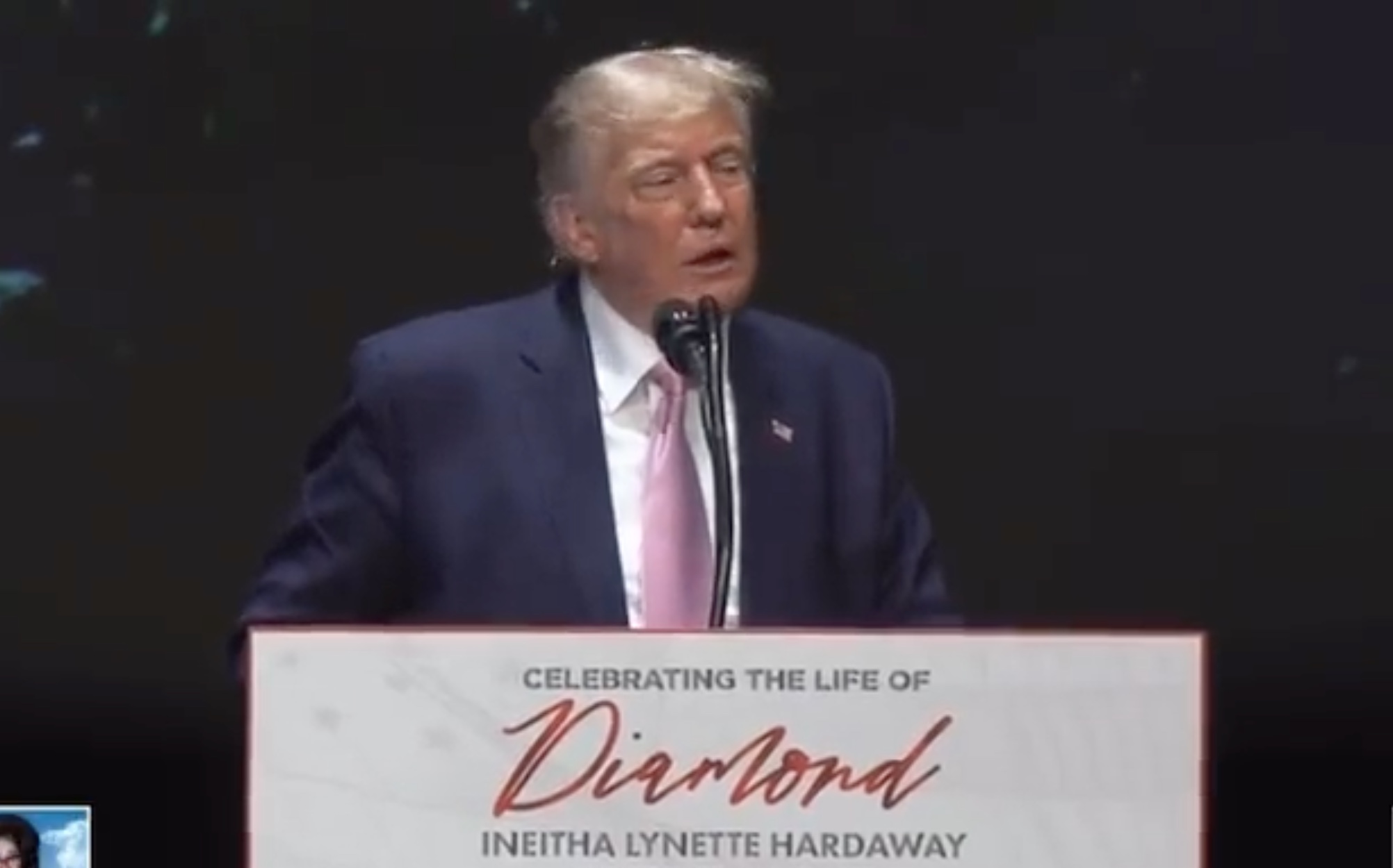 Boorish Trump Eulogizes Diamond By Saying He Hardly Knew Silk, Ranting About the 2020 Election, and Complaining About the Length of the Funeral (mediaite.com)