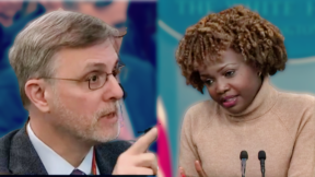 Caught on Tape NY Times Reporter Gets Blown Off After Shouty Exchange During Air Force One Briefing