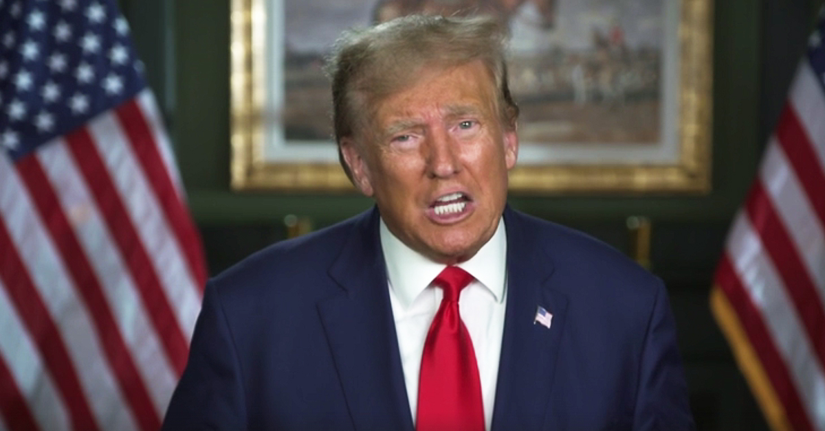 Trump Posts Late-Night Ramble On Truth Social Predicting Dems Will Use Migrants To Win Elections: ‘Signing Them Up’ to Vote at a ‘Rapid Pace’