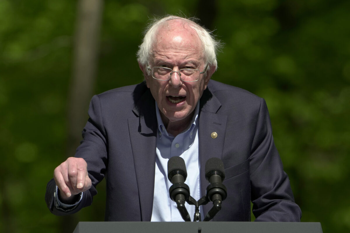 Bernie Sanders Torches Dems for ‘Abandoning Working Class People’ and ‘Funding Extremist Netanyahu’ in Brutal Statement On Trump Win