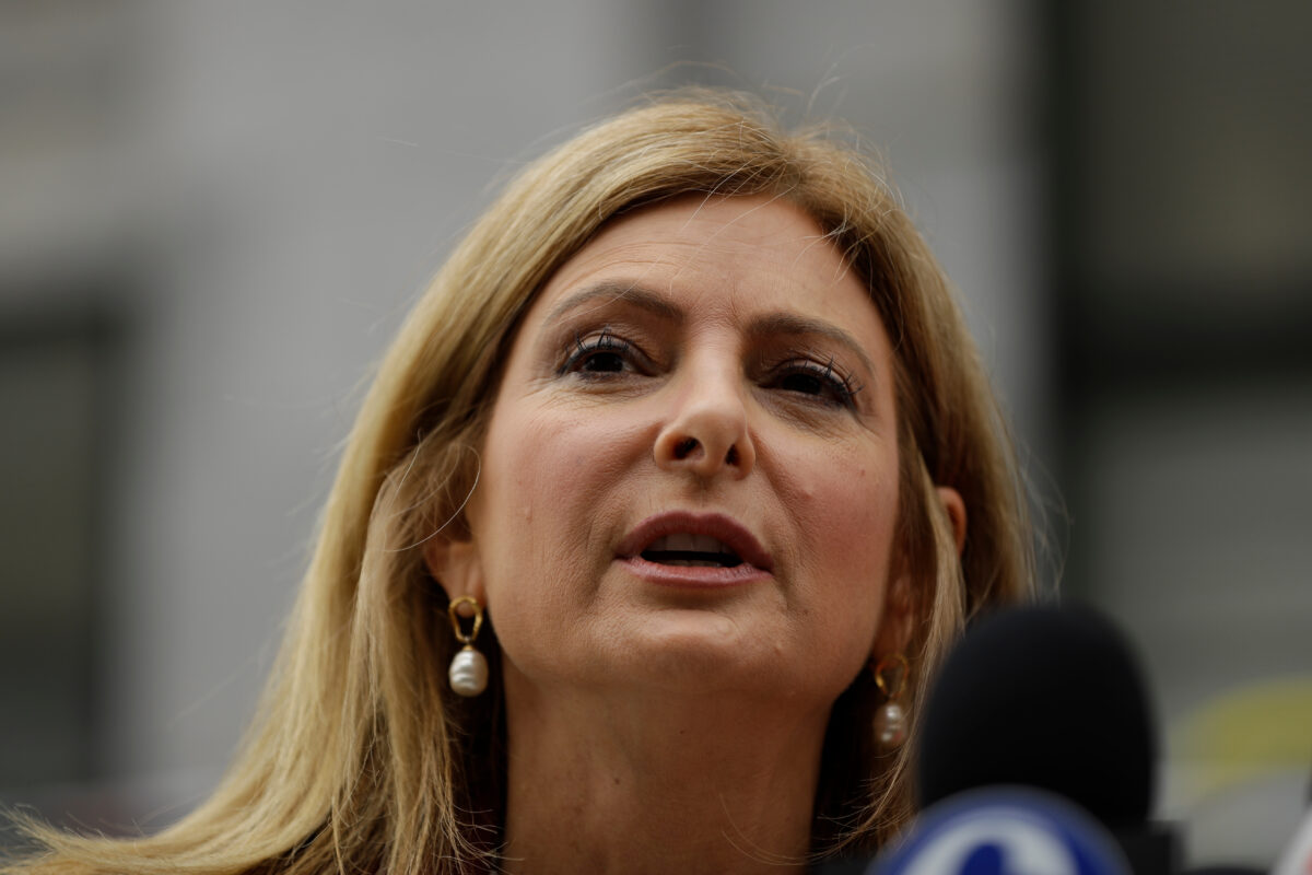 Lisa Bloom