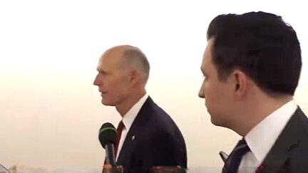 Rick-Scott-Comically-Dodges-When-Asked-About-Trump-Pardoning-Rioters-Who-Beat-Cops