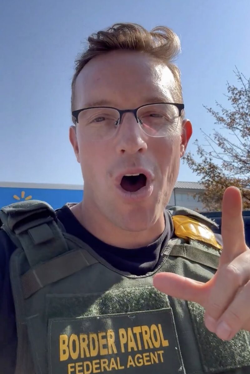 Benny Johnson federal agent "cosplay"