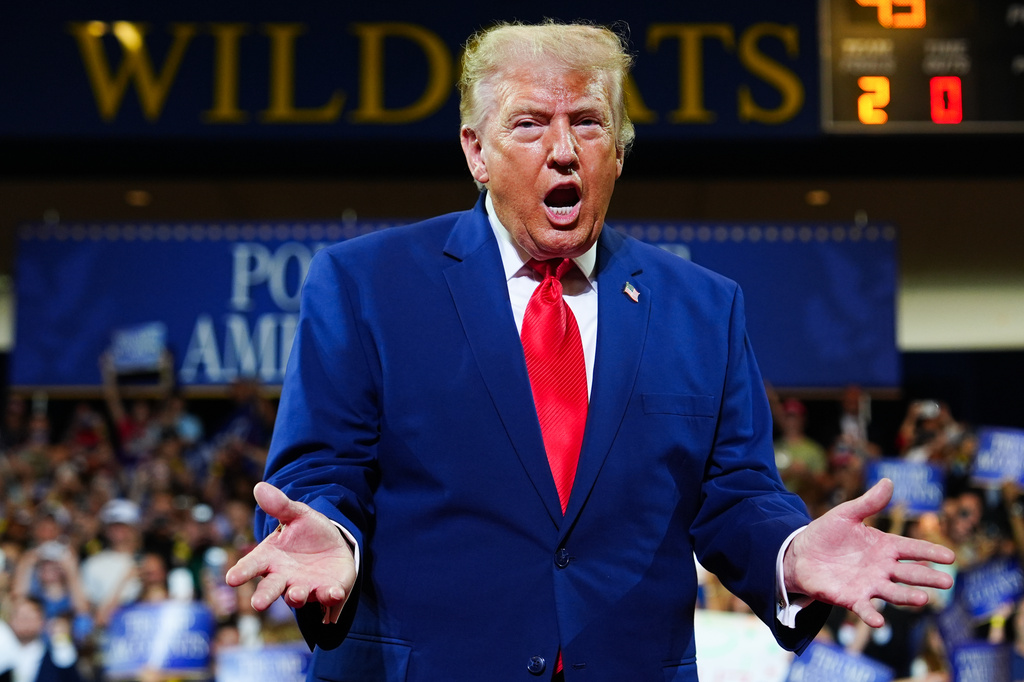trump gesturing ahead of speech in georgia july 22 2026