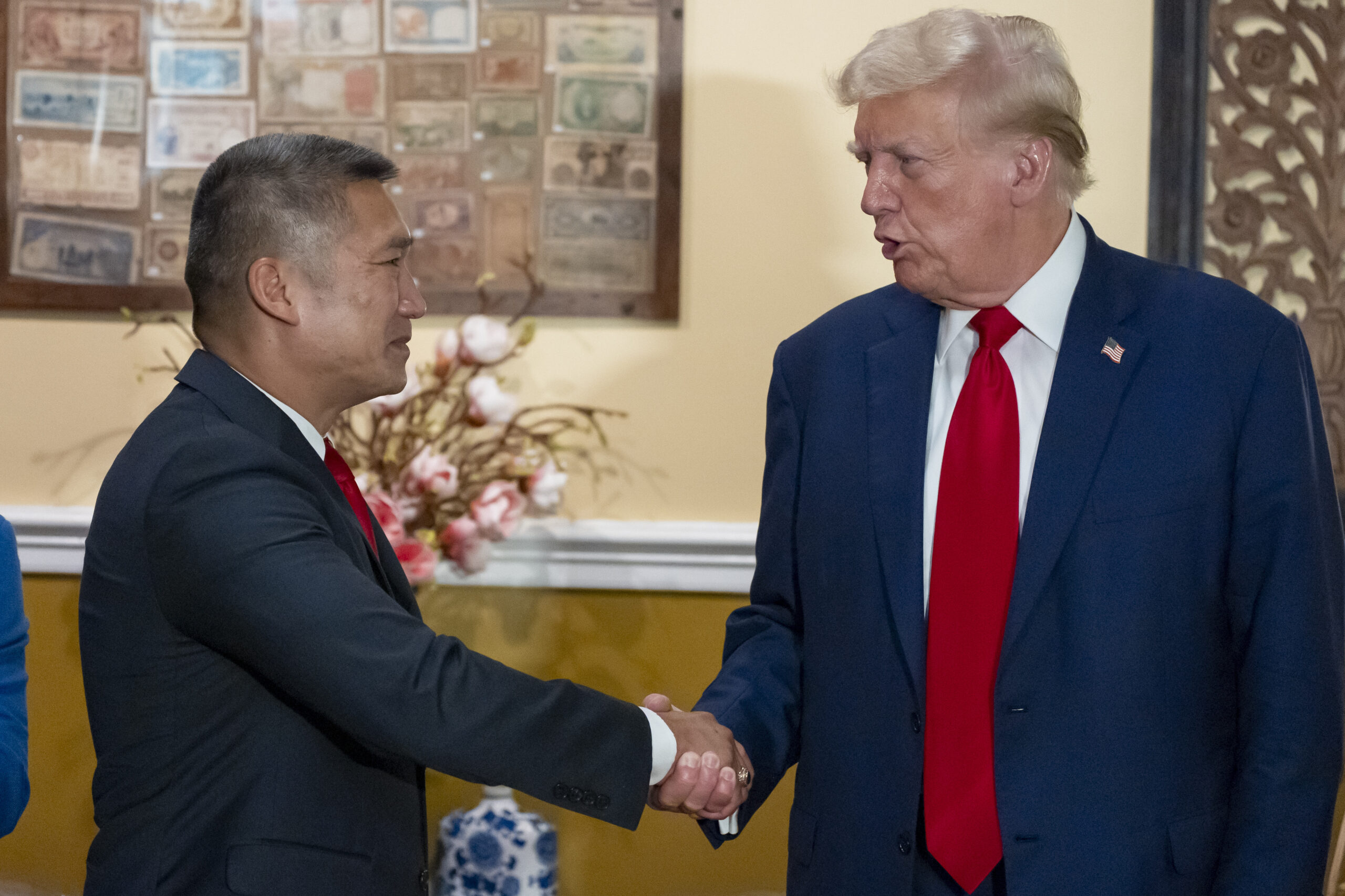 Hung Cao/Donald Trump
